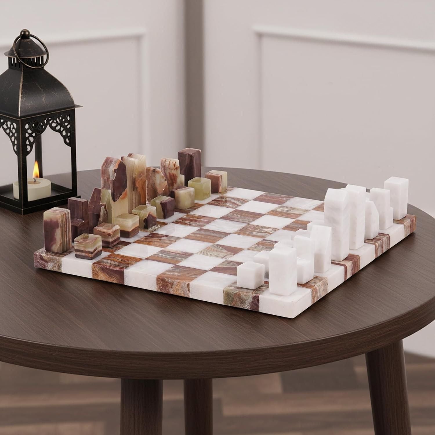 Chess Board with Minimalist Geometric Pieces
