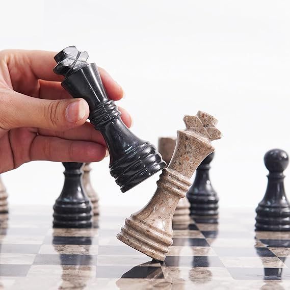 oceanic and black chess marble pieces