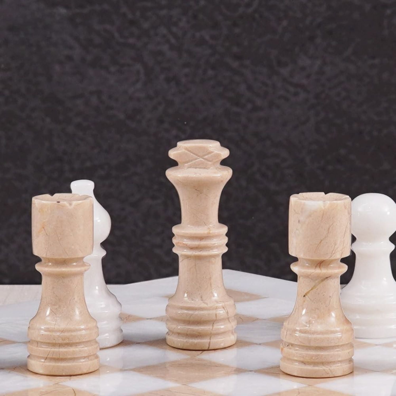 verona and white chess pieces